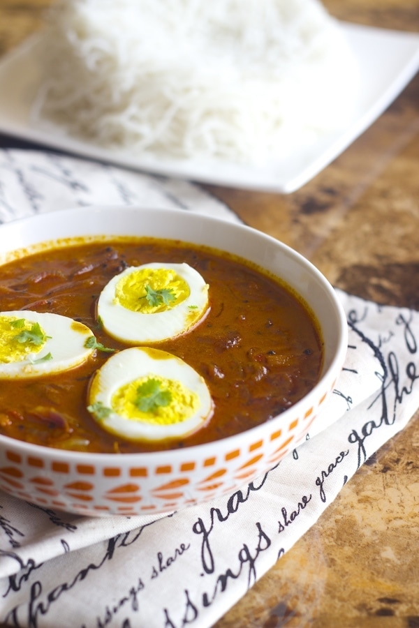 kerala egg curry, mutt curry, mahar ashtrian curry