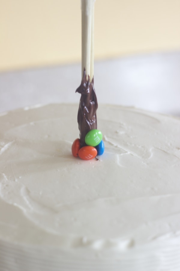 how to create gravity defining cake