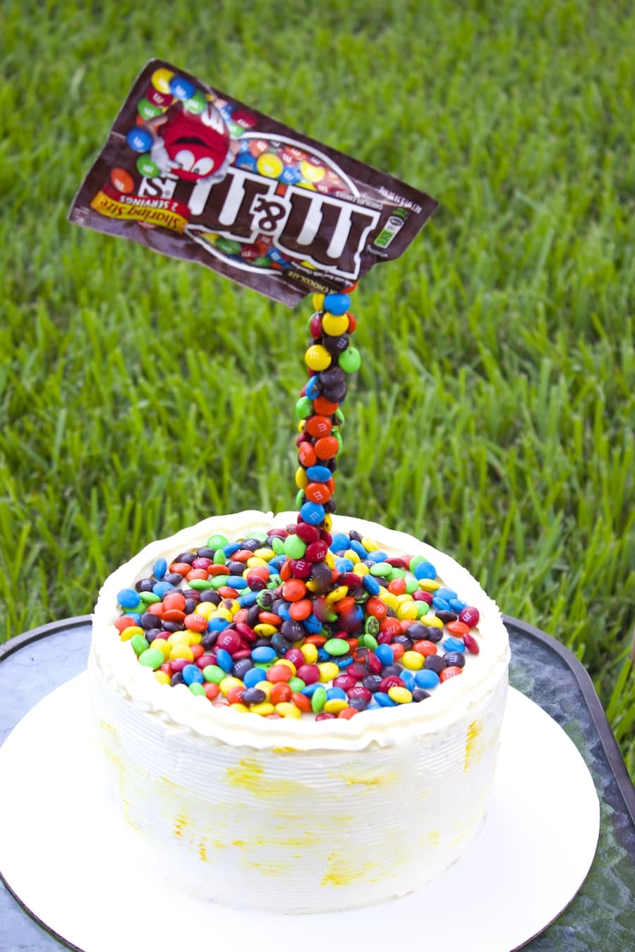 Anti-Gravity Cake. – Imi's Cakes