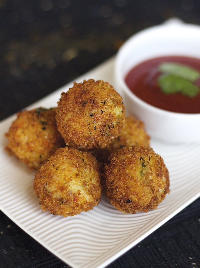 arancini, arancini recipe, arancini recipe with rice, rice balls, leftover rice recipe, cheese balls