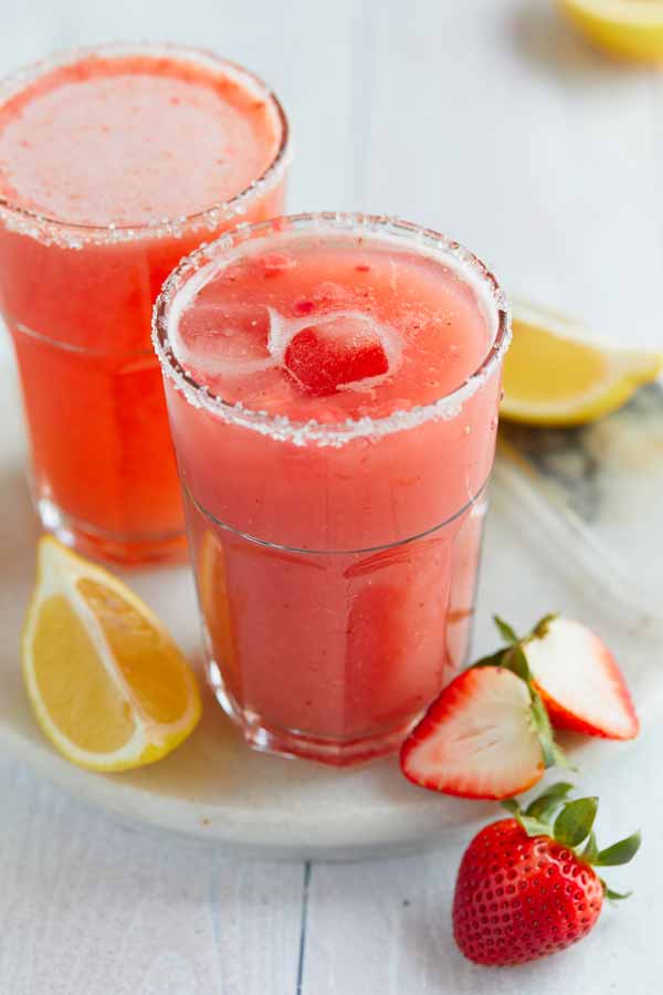 homemade strawberry lemonade