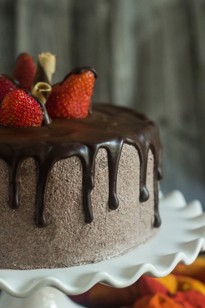 moist chocolate cake recipe, chocolate glaze with milk