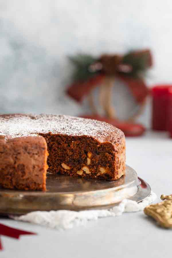 Cake recipe - Carrot and dates cake recipe | Easy cake recipe for Xmas