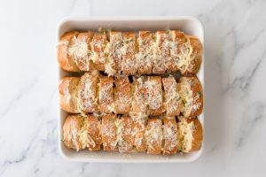 Cheesy Garlic Pull-apart Bread Recipe step6